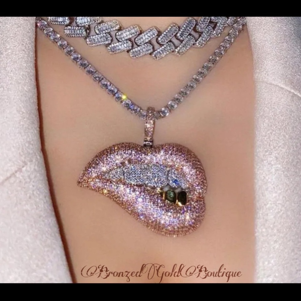 👄 Rhinestone Necklace 👄